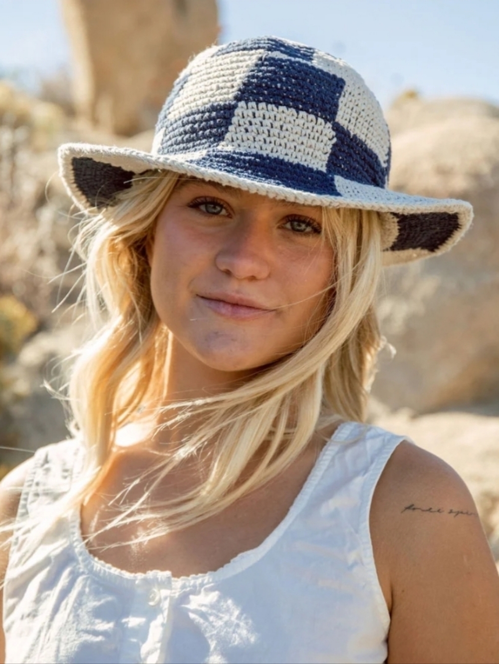 Sunny Life Crochet Cotton Checkerboard Beach Hat - Navy & Natural